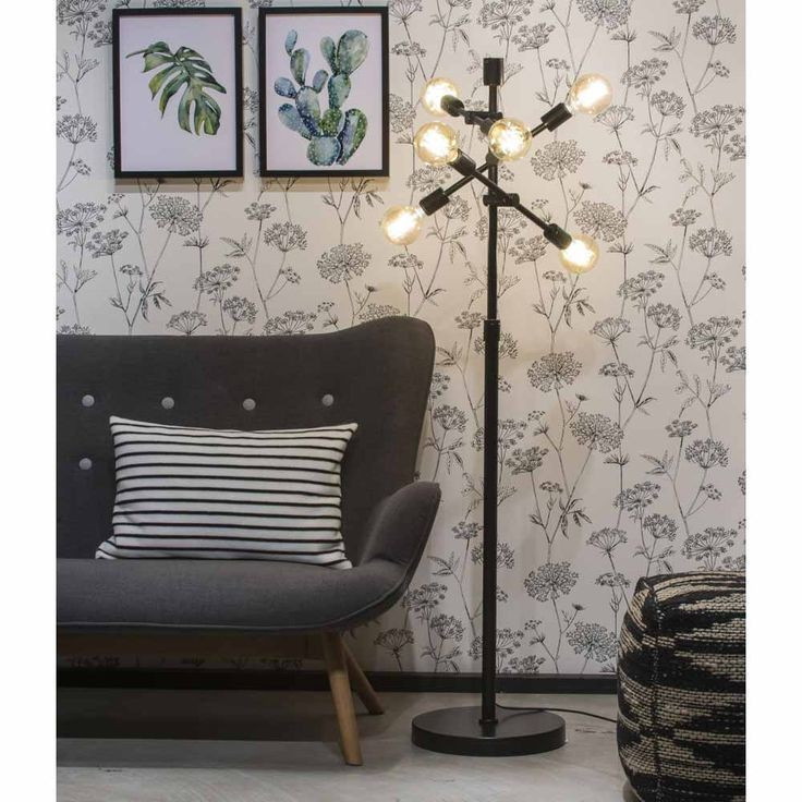 آباژورایستاده